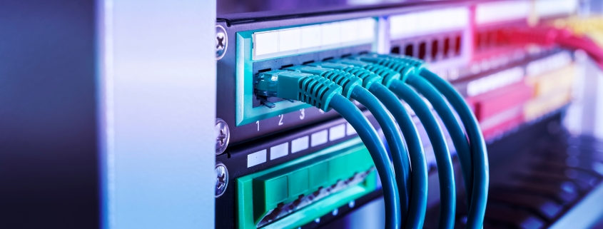 Network cable in switch and firewall in cloud computing data cen